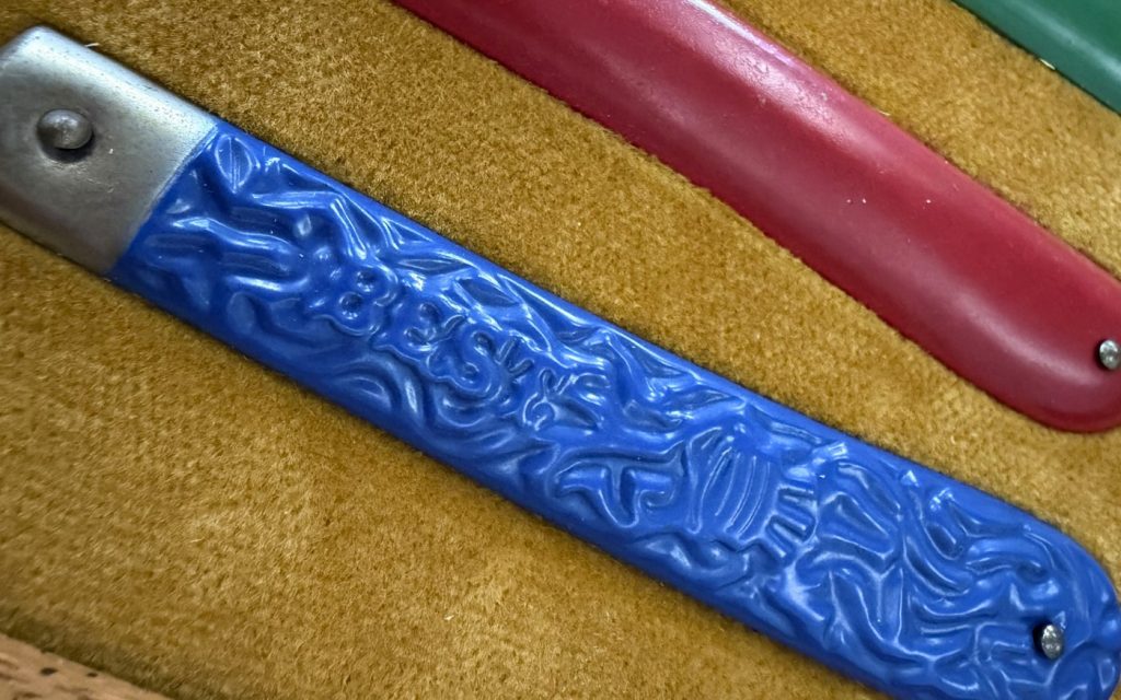 Referenzmuster für Qualität: geprägte Struktur für Haptik und Lichtbild (Originalteil 1935)